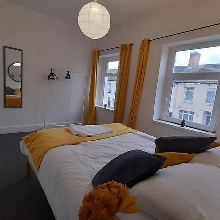 Spacious 4 Bedroom, Free Netflix, Central Location Cardiff Ngoại thất bức ảnh