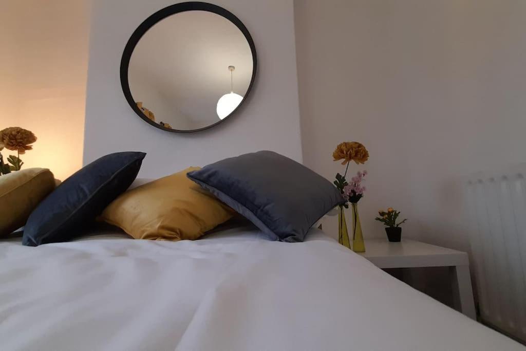 Spacious 4 Bedroom, Free Netflix, Central Location Cardiff Ngoại thất bức ảnh