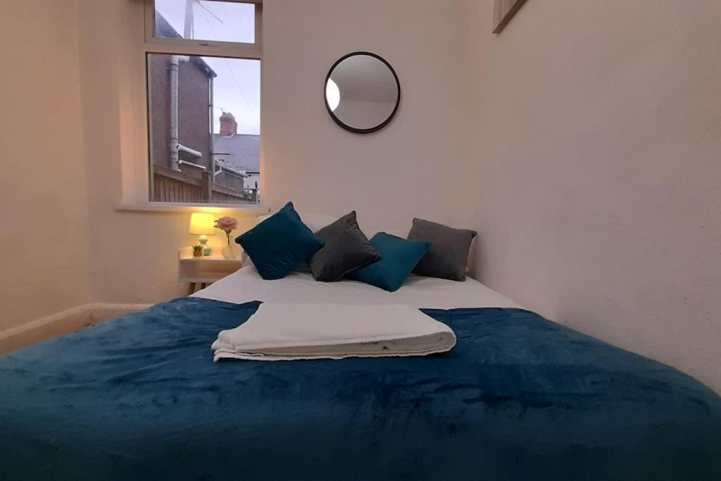 Spacious 4 Bedroom, Free Netflix, Central Location Cardiff Ngoại thất bức ảnh