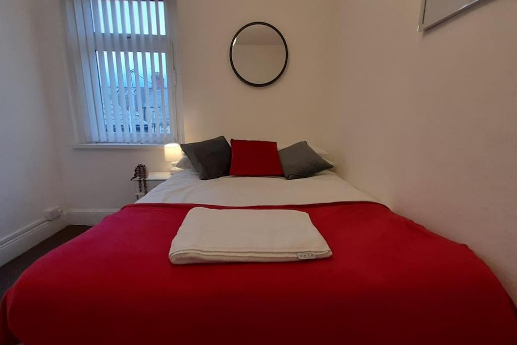 Spacious 4 Bedroom, Free Netflix, Central Location Cardiff Ngoại thất bức ảnh